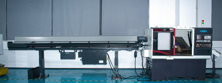 What is automatic feeding of lathe？